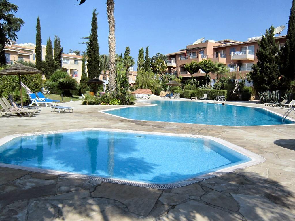 Paradise Gardens Prestige And Lovely Apartment Paphos Exterior photo