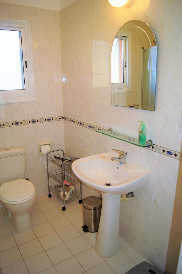 Paradise Gardens Prestige And Lovely Apartment Paphos Exterior photo